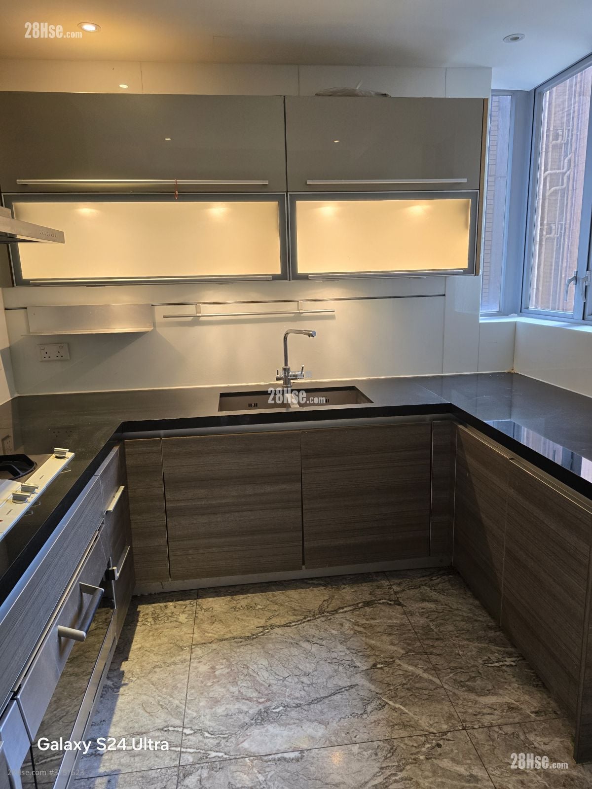 The Latitude Sell 4 Bedrooms , 3 Bathrooms 1,333 ft²