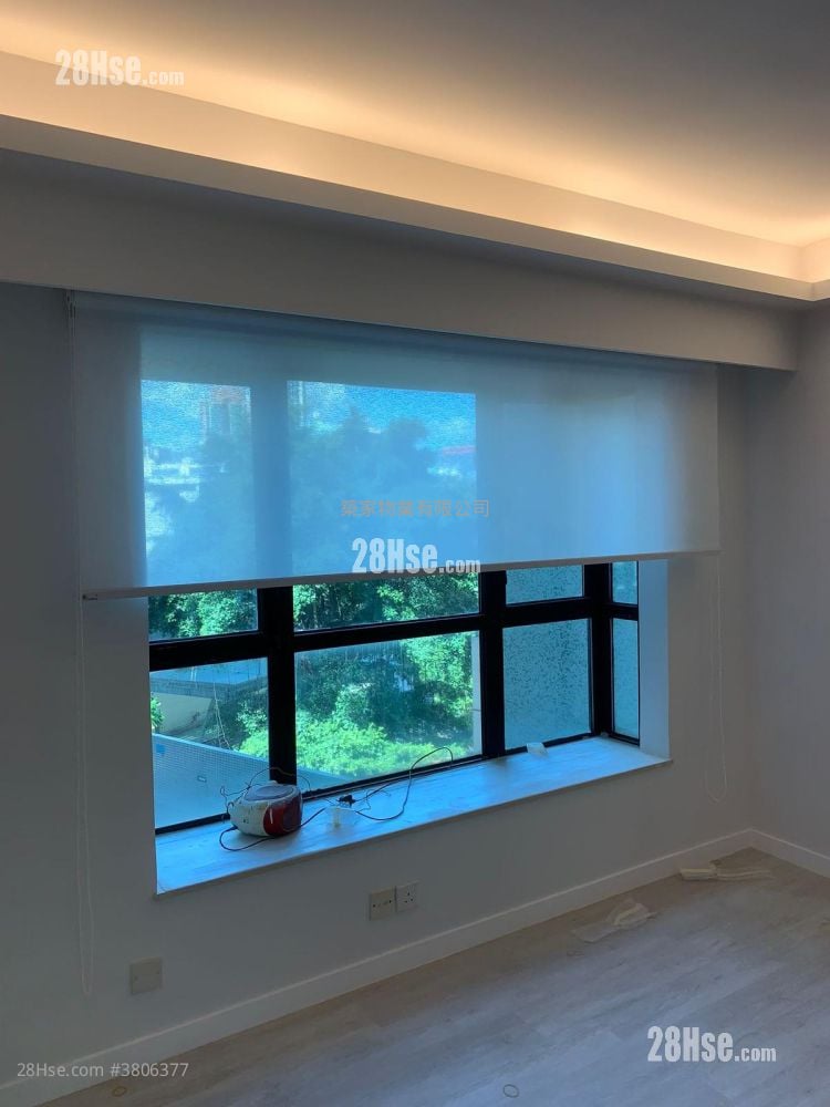 Wilton Place Sell 2 Bedrooms , 2 Bathrooms 573 ft²