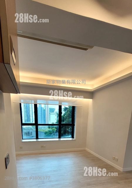 Wilton Place Sell 2 Bedrooms , 2 Bathrooms 573 ft²