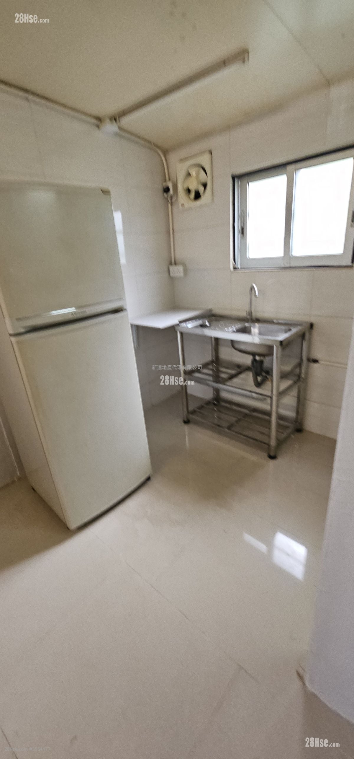 Village Rental Studio , 1 Bathroom 160 ft²