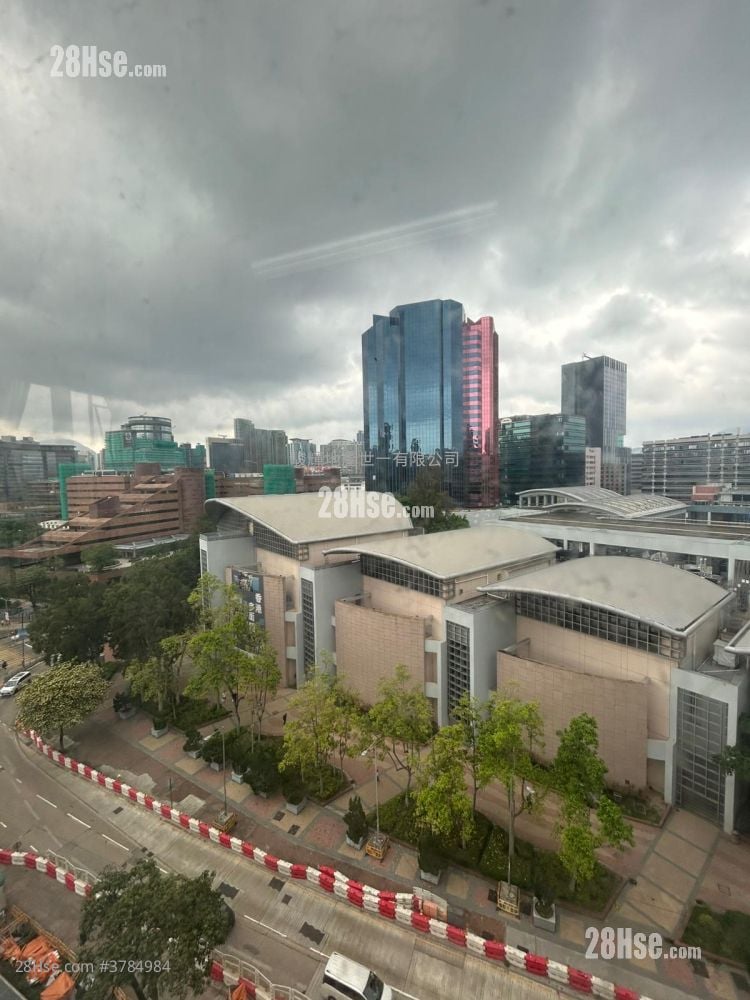 Winston Mansion Sell 3 Bedrooms , 1 Bathroom 976 ft²