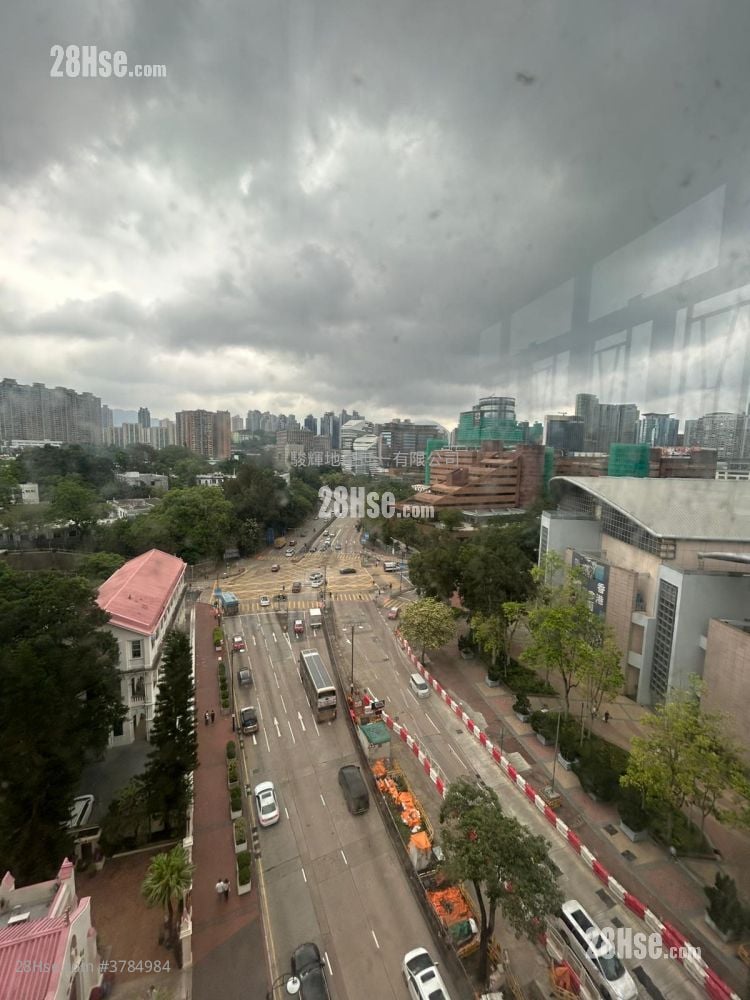 Winston Mansion Sell 3 Bedrooms , 1 Bathroom 976 ft²