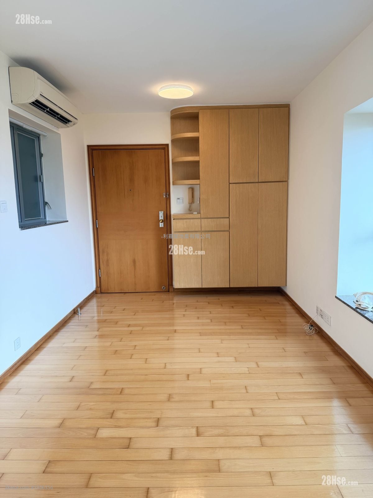 海堤湾畔 租盘 508 平方尺