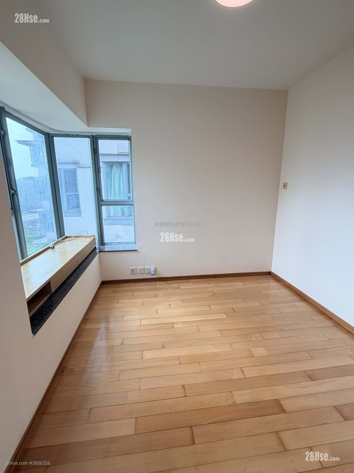 海堤湾畔 租盘 508 平方尺