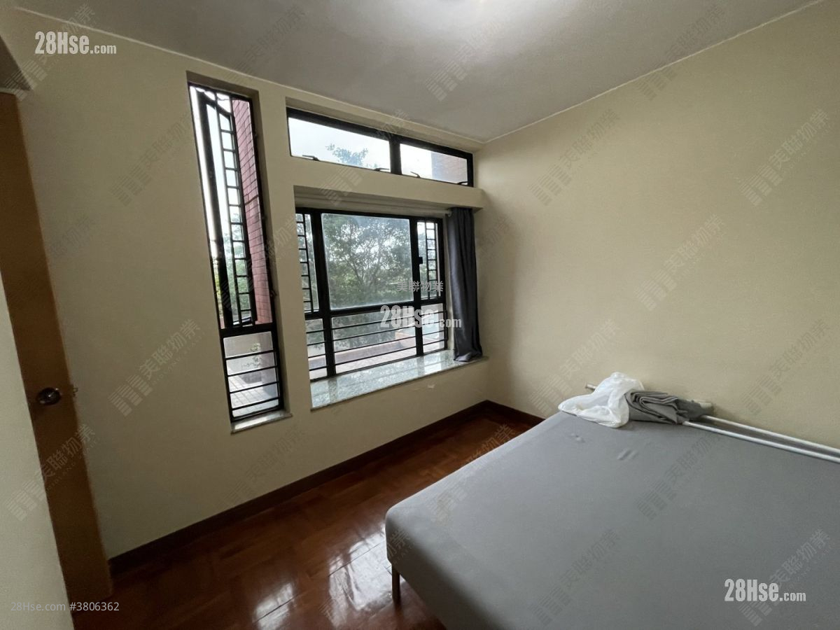 Sun Yuen Long Centre Sell 2 Bedrooms , 1 Bathroom 485 ft²