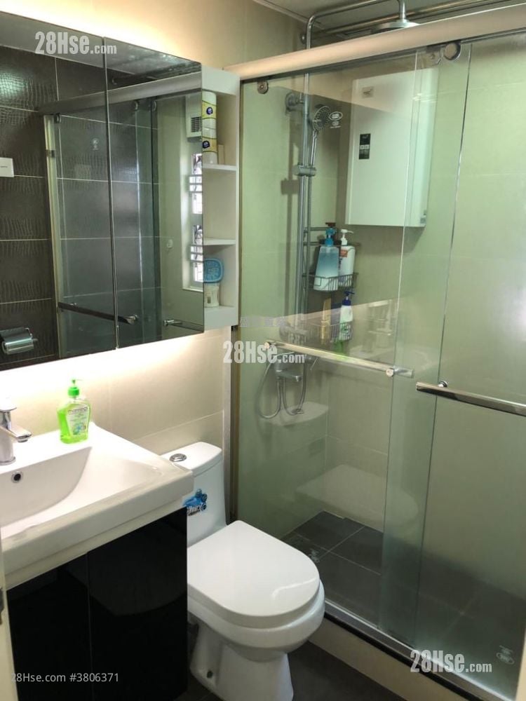 Garden Vista Sell 3 Bedrooms , 1 Bathroom 616 ft²