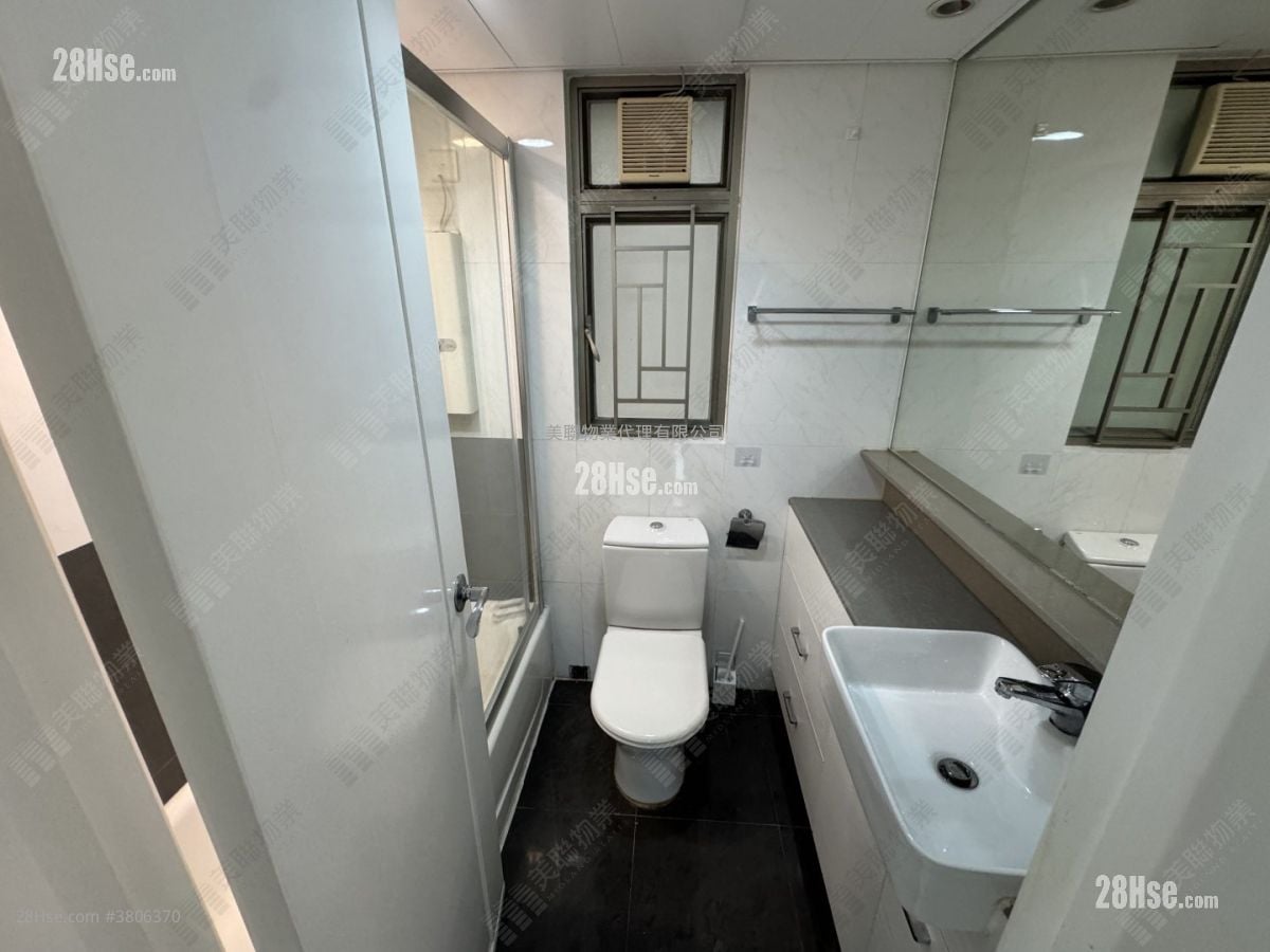 Tseung Kwan O Plaza Rental 3 Bedrooms , 2 Bathrooms 761 ft²