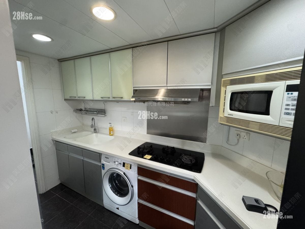 Tseung Kwan O Plaza Rental 3 Bedrooms , 2 Bathrooms 761 ft²