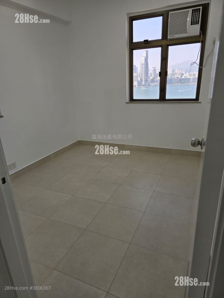 Pearl City Mansion Sell 2 Bedrooms , 1 Bathroom 492 ft²