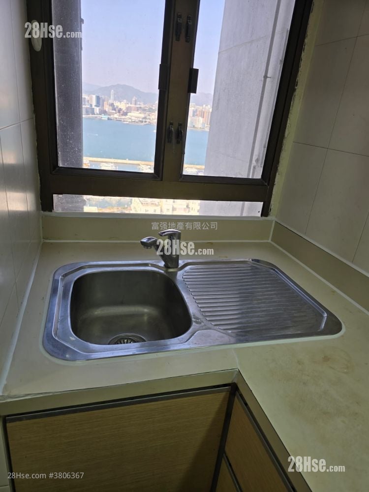 Pearl City Mansion Sell 2 Bedrooms , 1 Bathroom 492 ft²