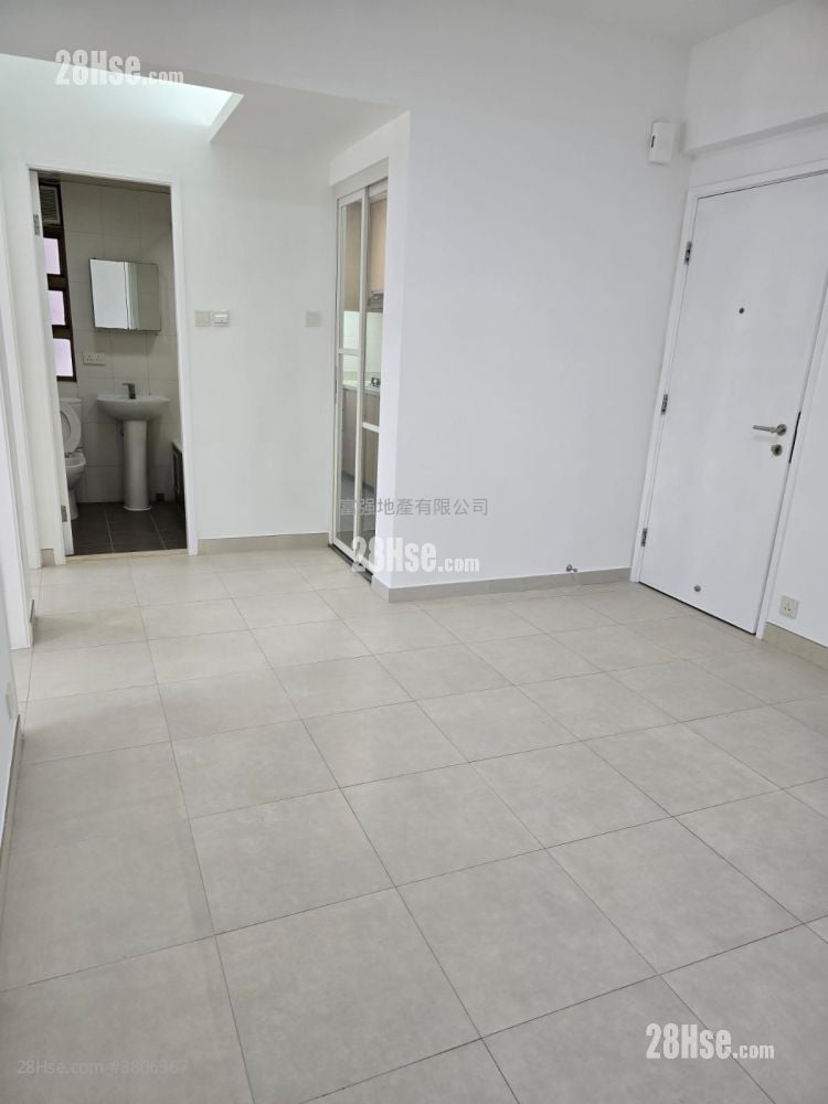 Pearl City Mansion Sell 2 Bedrooms , 1 Bathroom 492 ft²