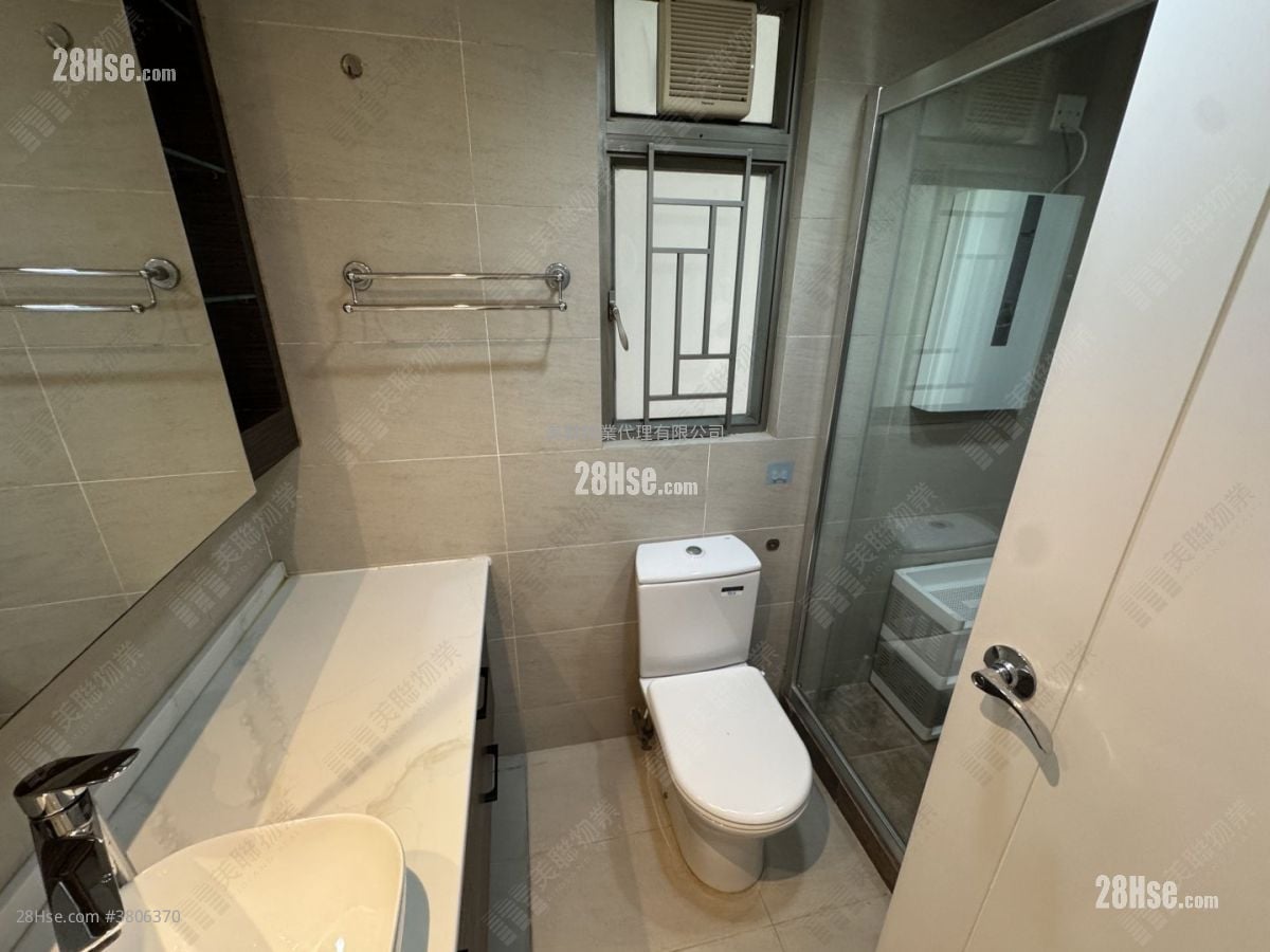 Tseung Kwan O Plaza Rental 3 Bedrooms , 2 Bathrooms 761 ft²