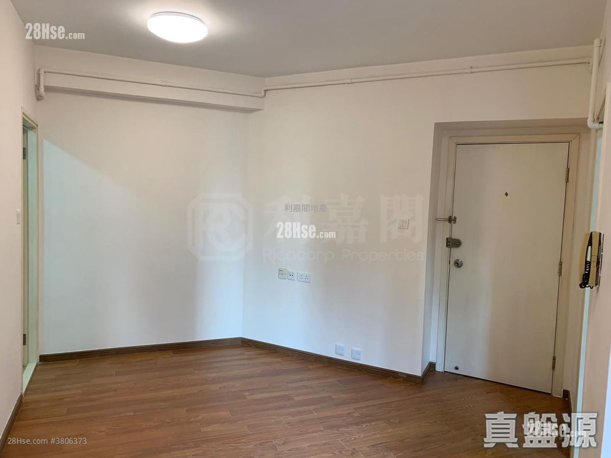 康泽花园 售盘 2 房 , 1 浴室 396 平方尺