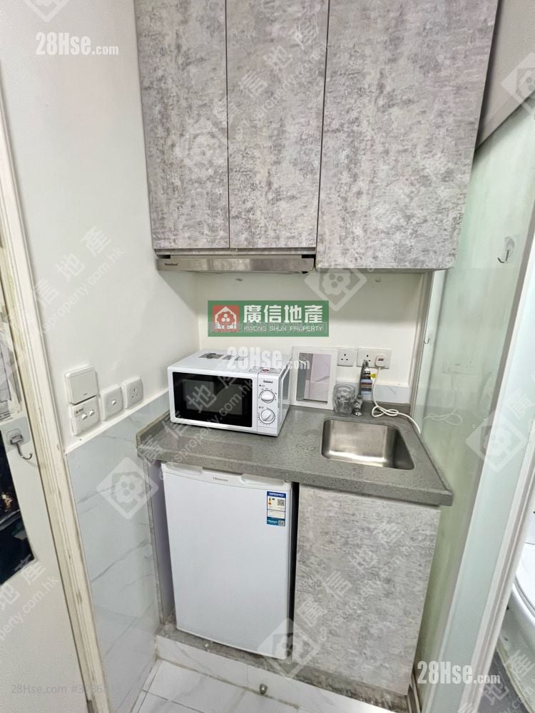 Po On Building Rental Studio , 1 Bathroom 140 ft²