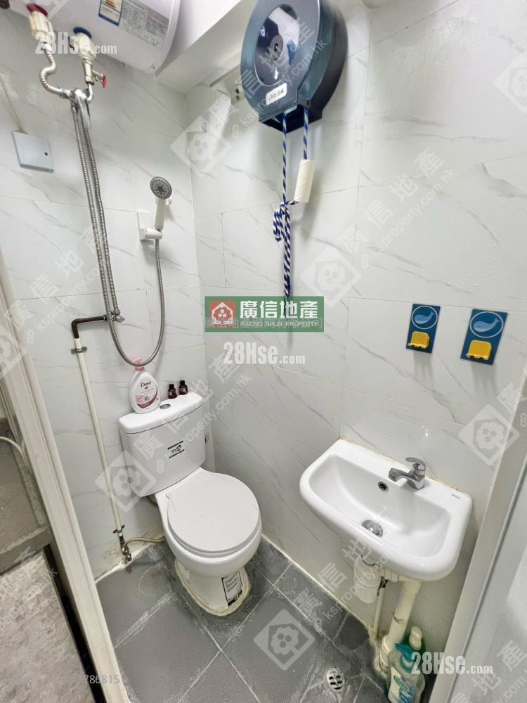 Po On Building Rental Studio , 1 Bathroom 140 ft²