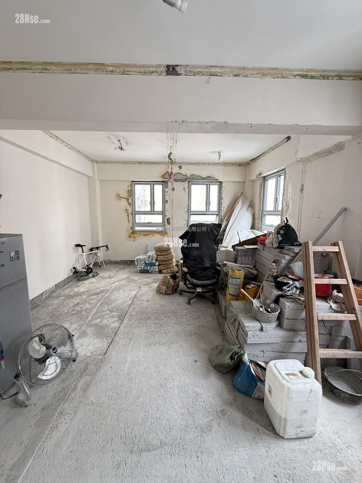 修顿大厦 售盘 362 平方尺