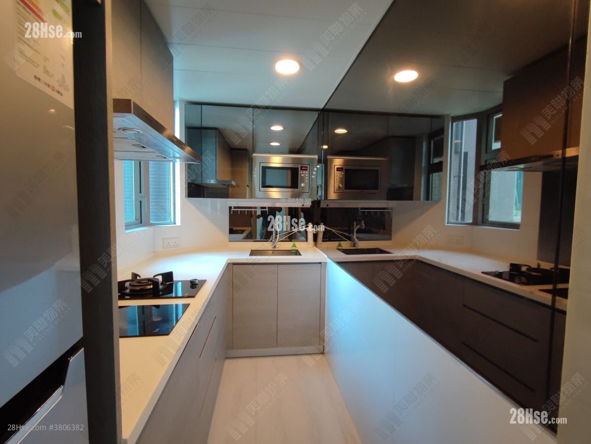 kitchen: Yuccie Square Sell 2 Bedrooms , 1 Bathroom 430 ft²