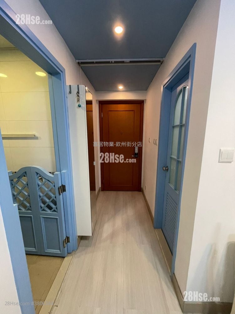 The Prominence Sell 1 Bedroom , 1 Bathroom 335 ft²