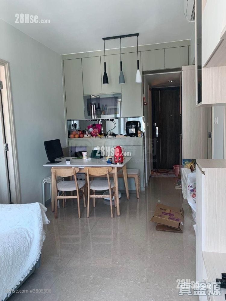 世宙 售盘 2 房 , 1 浴室 429 平方尺