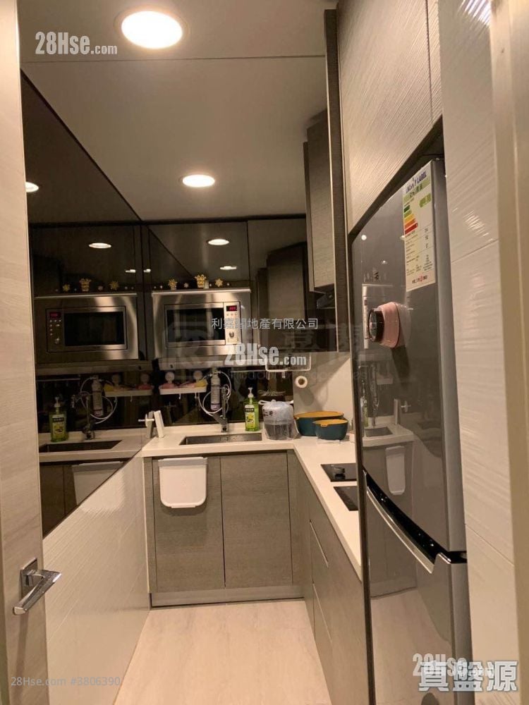 世宙 售盘 2 房 , 1 浴室 429 平方尺