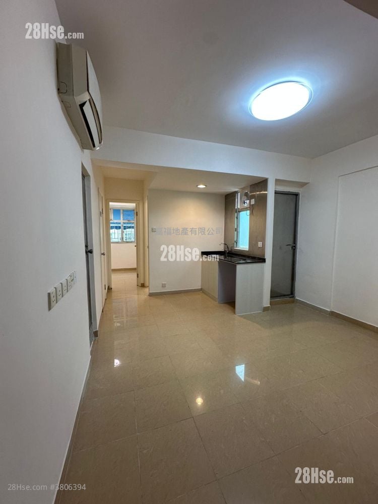 Apartment Rental 2 Bedrooms , 1 Bathroom 320 ft²