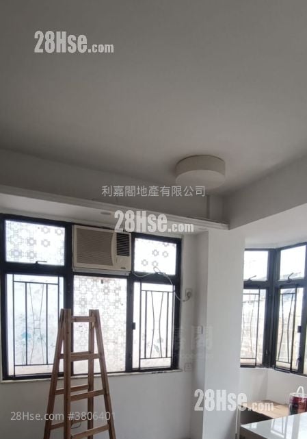 Chi Wing Court Sell 1 Bathroom 184 ft²