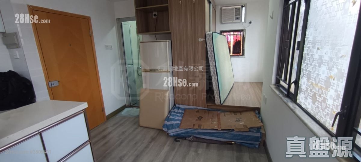 Chi Wing Court Sell 1 Bathroom 184 ft²