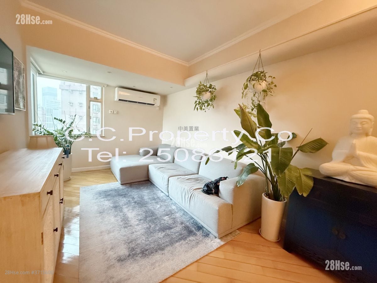 Winway Court Sell 3 Bedrooms , 1 Bathroom 719 ft²