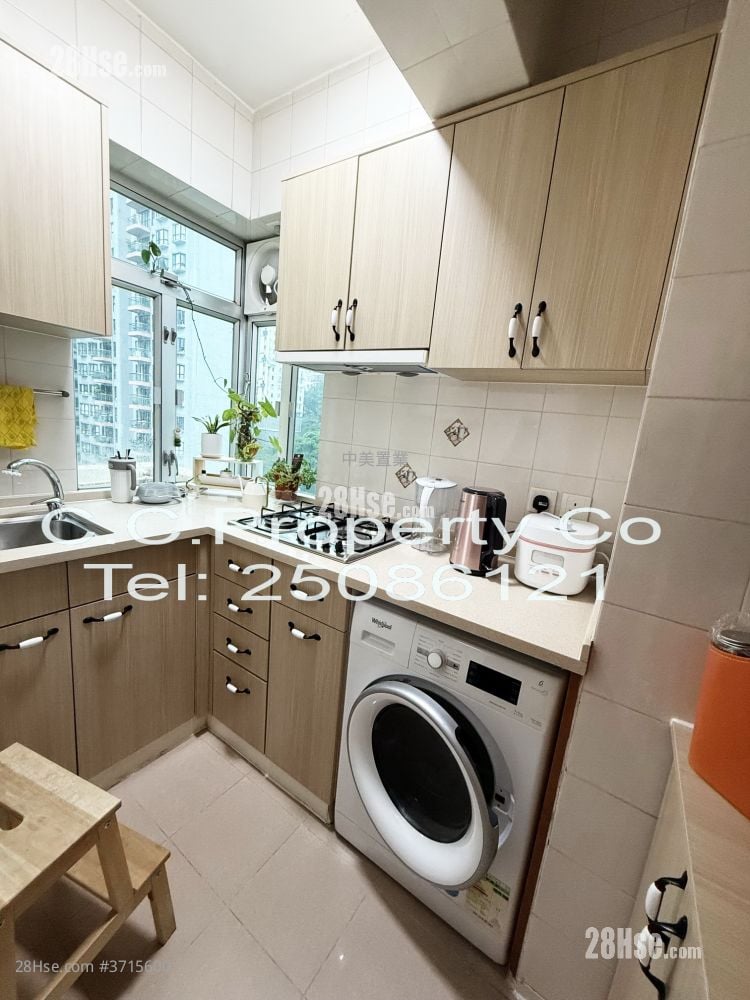 Winway Court Sell 3 Bedrooms , 1 Bathroom 719 ft²