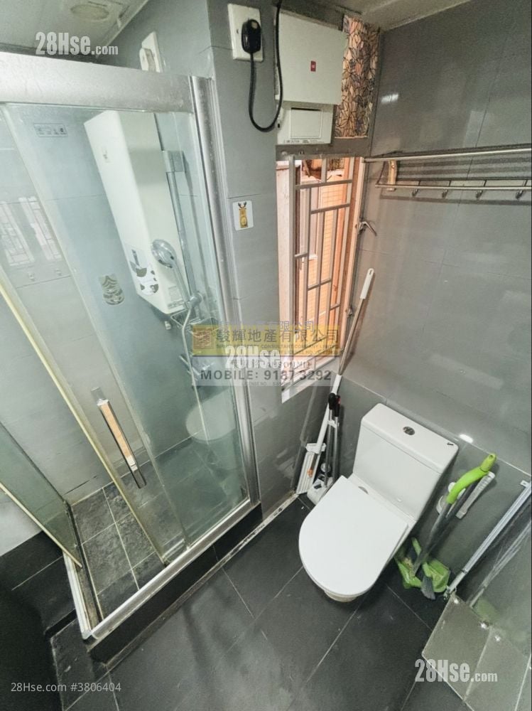 鸿威大厦 售盘 2 房 , 1 浴室 306 平方尺