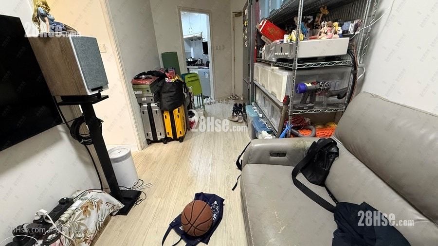 Royal Jubilee Sell 2 Bedrooms 391 ft²