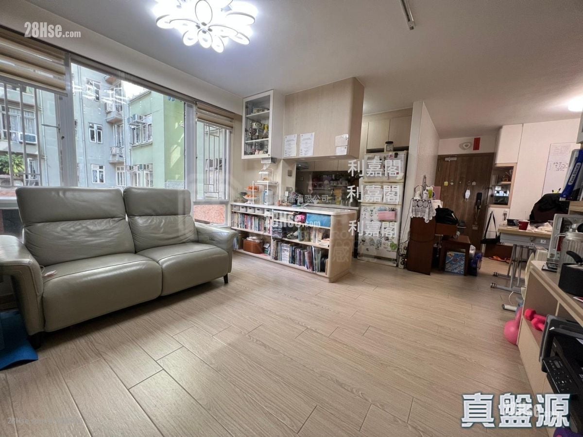 美孚新邨 售盘 3 房 , 2 浴室 657 平方尺