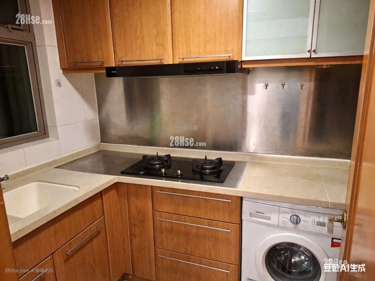 The Grandiose Sell 3 Bedrooms 665 ft²