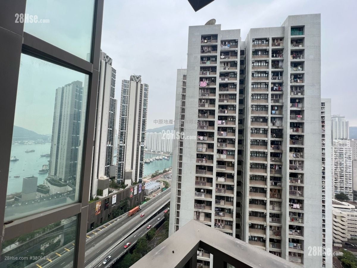 Parc City Rental 2 Bedrooms , 1 Bathroom 522 ft²