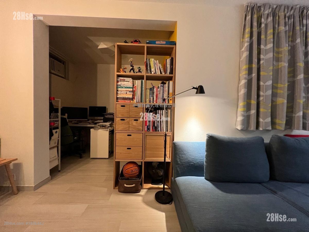 Mei Ying Court Sell 2 Bedrooms 445 ft²