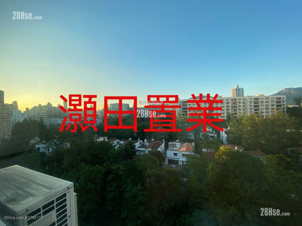 La Belle Mansion Rental 3 Bedrooms , 2 Bathrooms 1,130 ft²