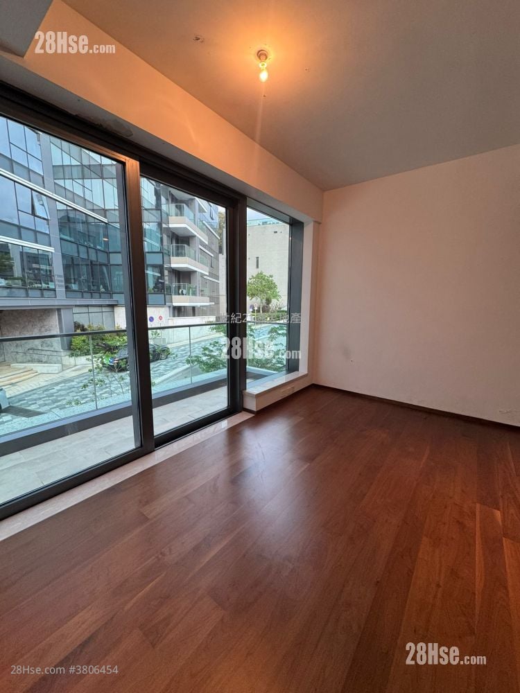 骏岭荟 租盘 5+ 房 , 4 浴室 3,098 平方尺