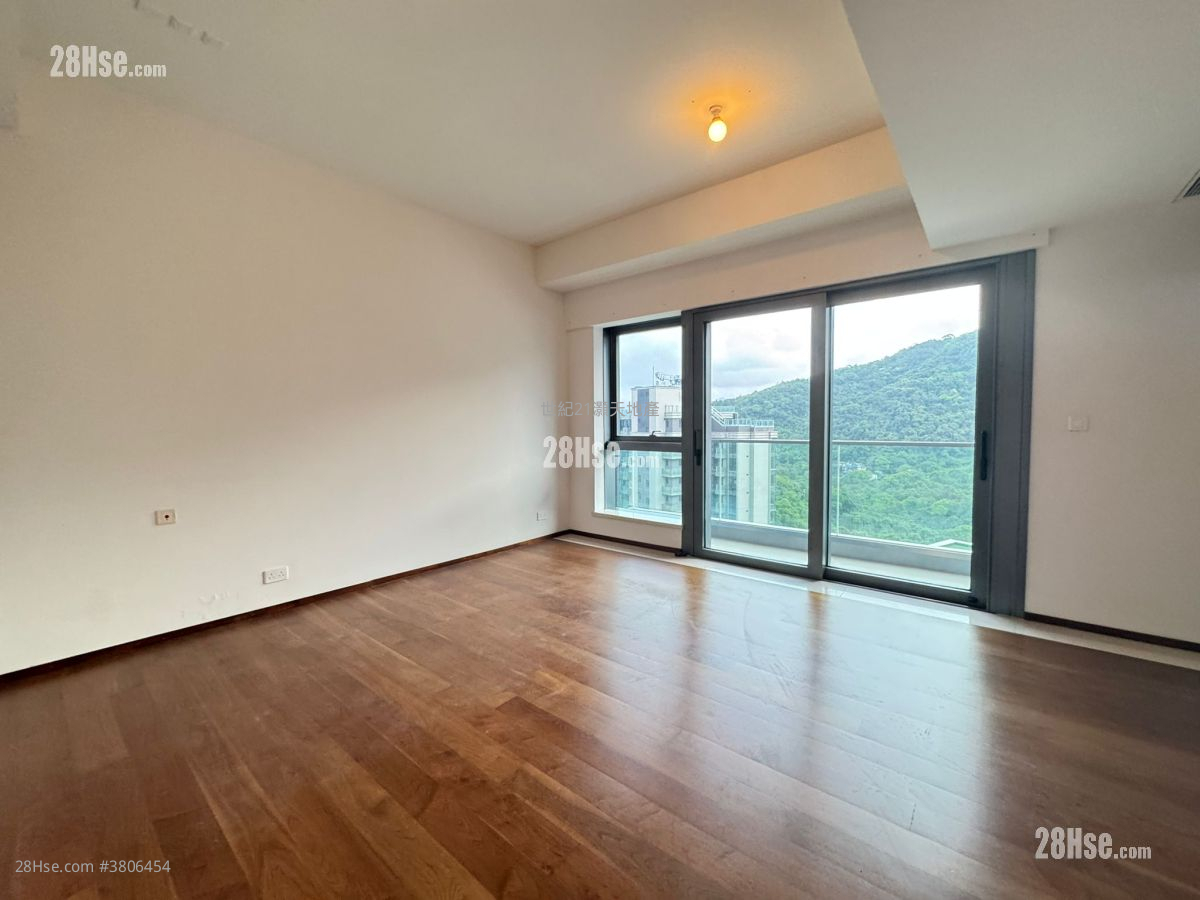 骏岭荟 租盘 5+ 房 , 4 浴室 3,098 平方尺