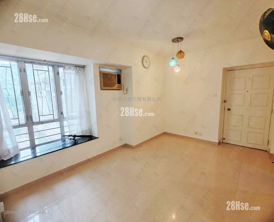 Tsuen King Garden Sell 2 Bedrooms 380 ft²