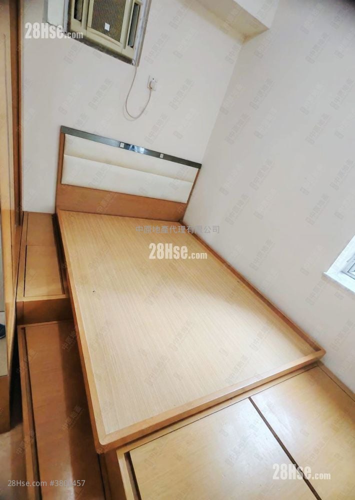 Tsuen King Garden Sell 2 Bedrooms 380 ft²