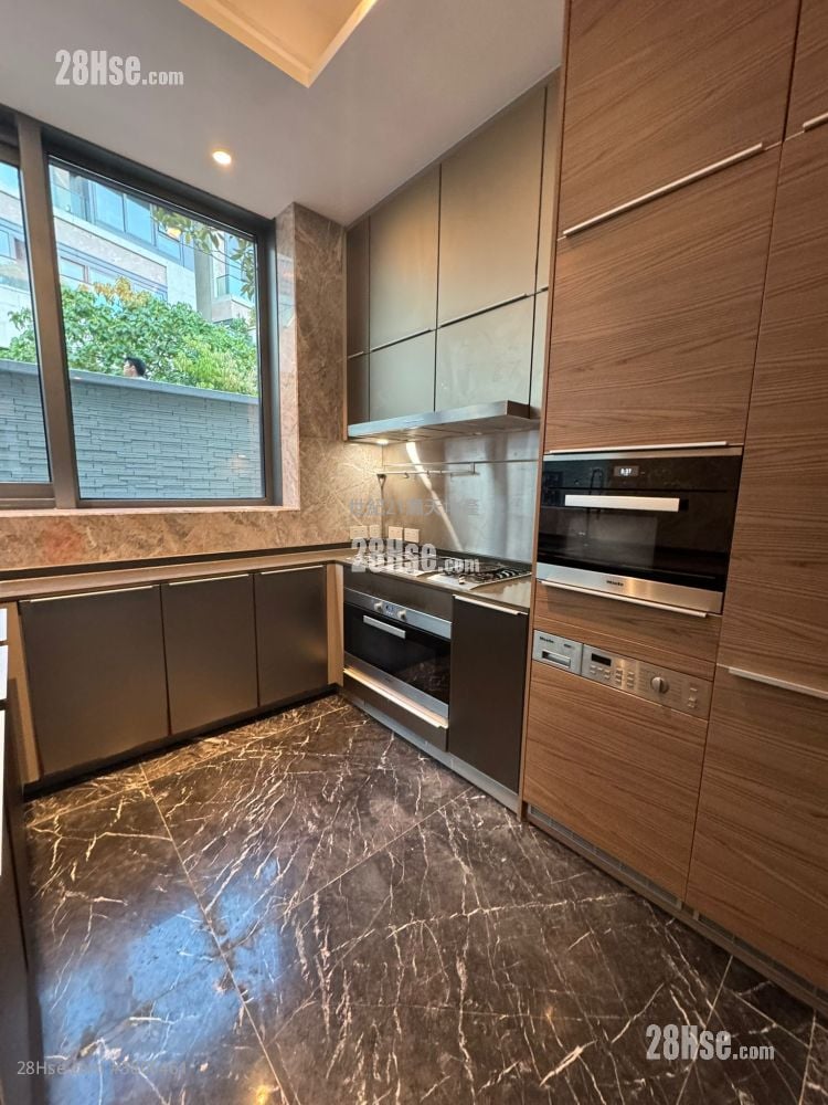 骏岭荟 租盘 4 房 , 4 浴室 2,798 平方尺