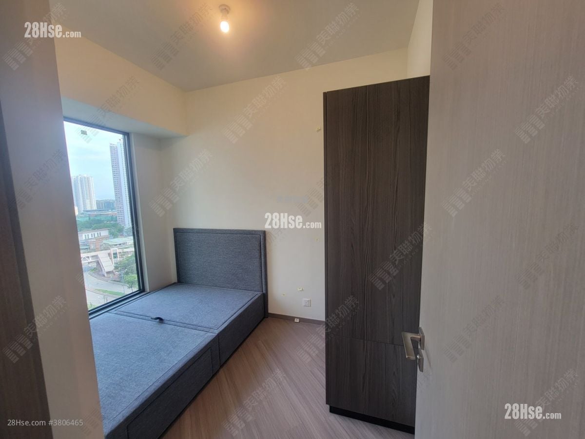 Yoho West Sell 2 Bedrooms 440 ft²