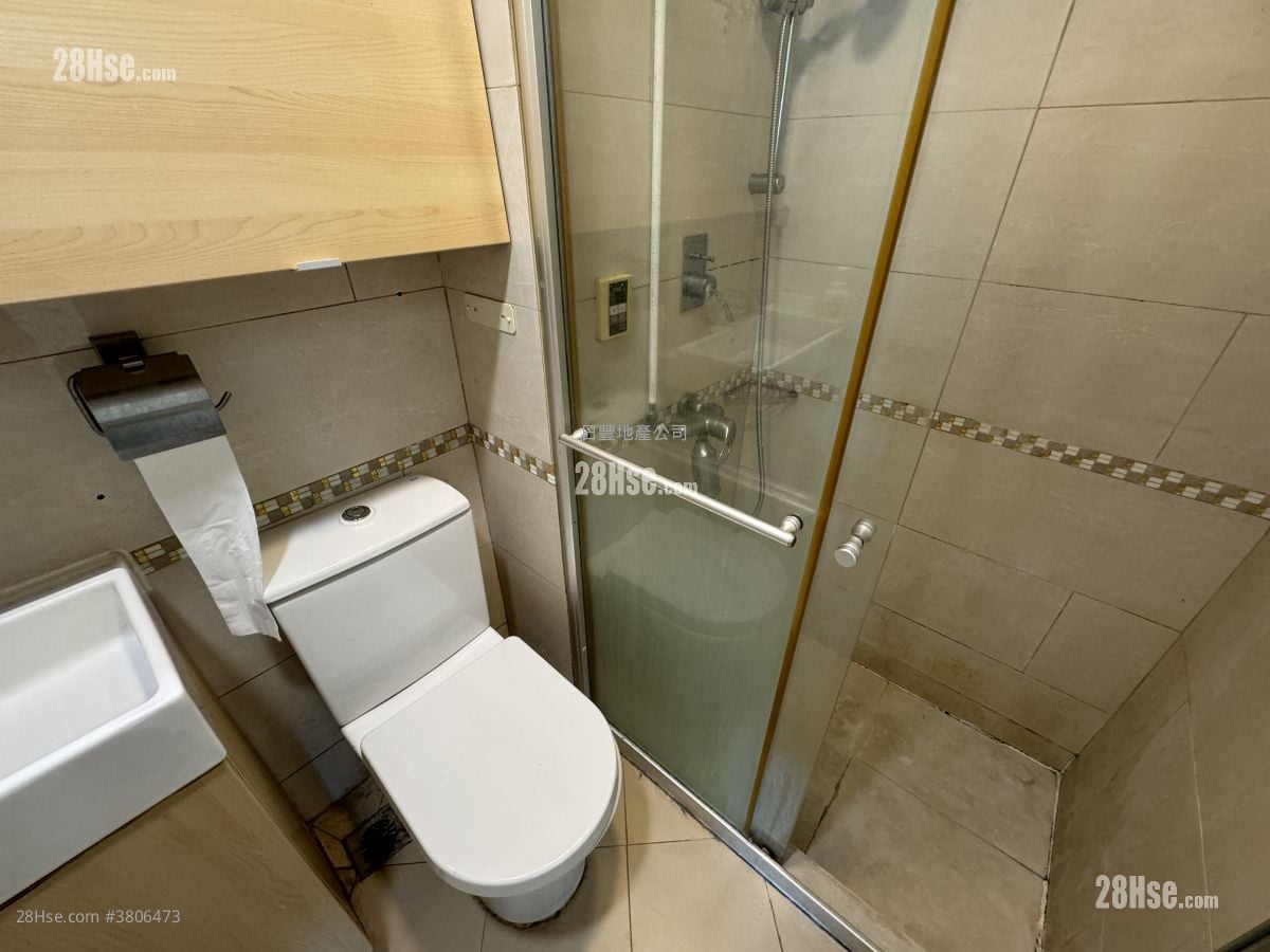 The Prominence Sell 1 Bedroom , 1 Bathroom 336 ft²