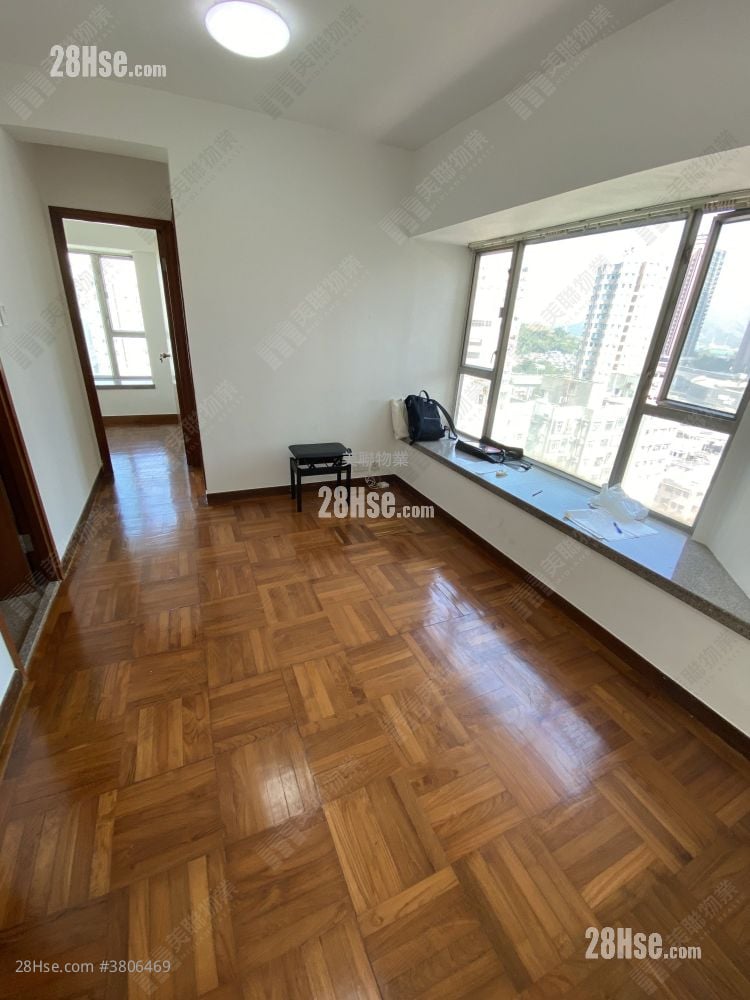 Opulence Height Rental 2 Bedrooms , 1 Bathroom 370 ft²