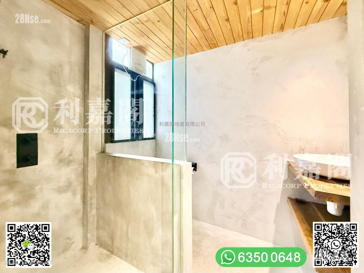 南苑別墅 售盤 4 房 , 3 浴室 1,800 平方呎