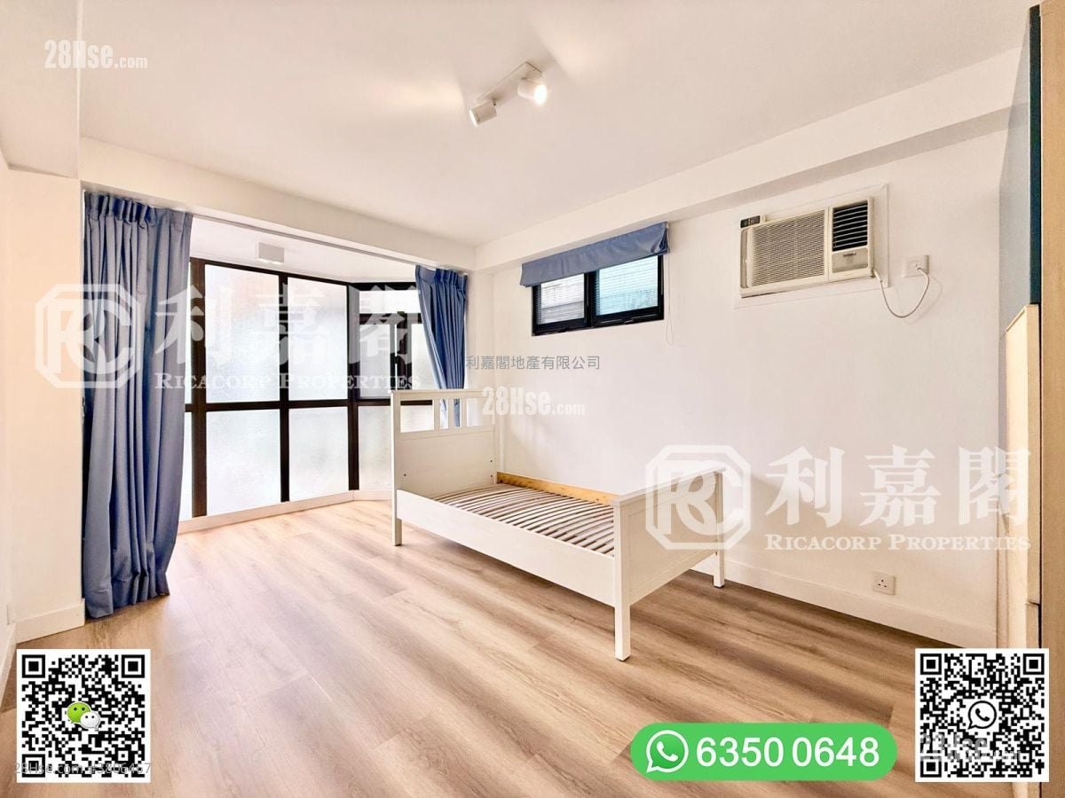 南苑別墅 售盤 4 房 , 3 浴室 1,800 平方呎