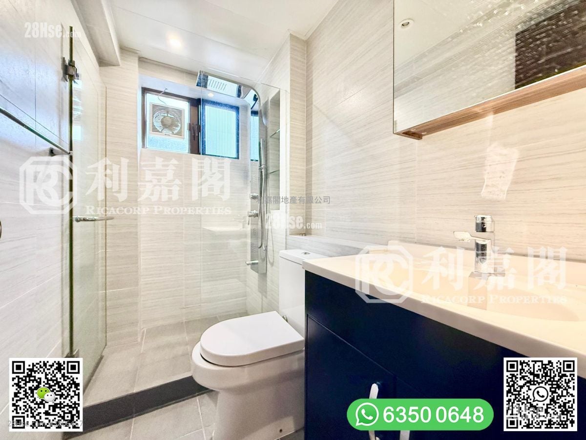 南苑別墅 售盤 4 房 , 3 浴室 1,800 平方呎