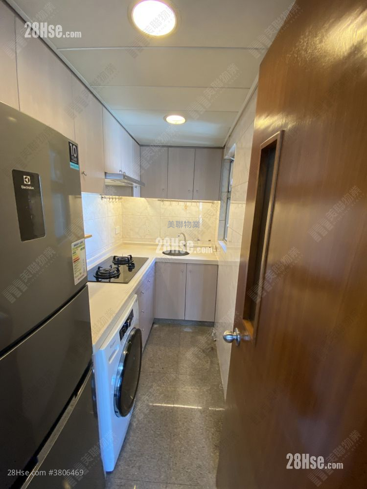 Opulence Height Rental 2 Bedrooms , 1 Bathroom 370 ft²