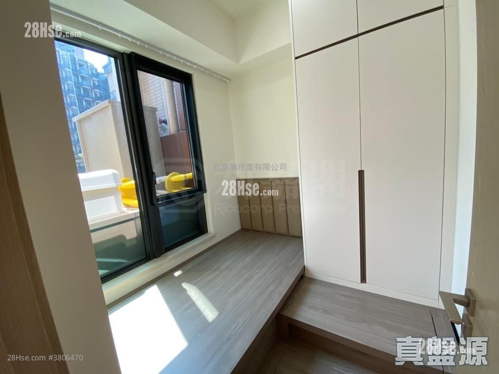Wetland Seasons Park Sell 2 Bedrooms , 1 Bathroom 351 ft²