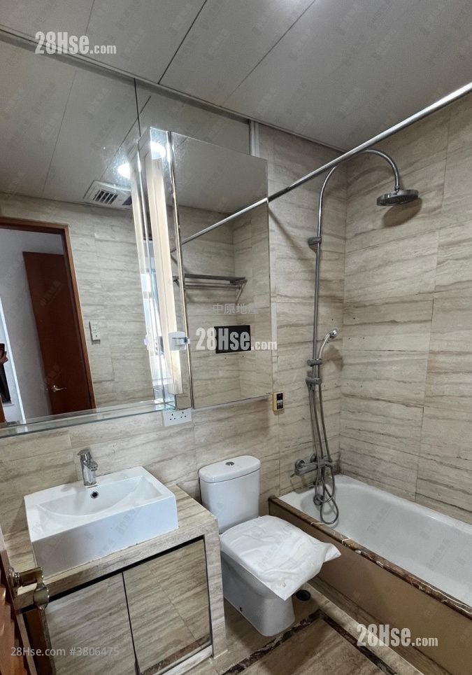 御凯 租盘 3 房 , 2 浴室 728 平方尺
